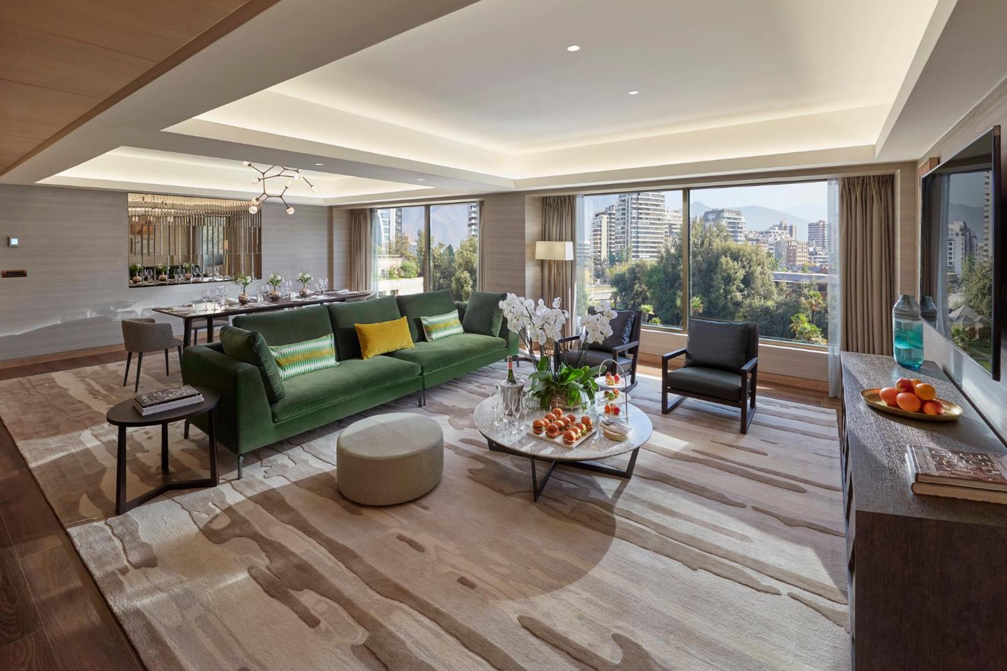 Hotel Mandarin Oriental, Santiago de Chile Exteriér fotografie The Living Room of the Presidential Suite